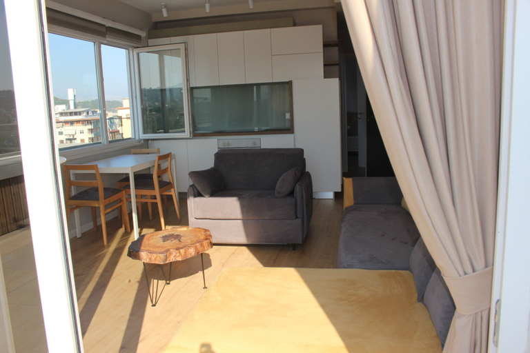 Others 5, Lake Muse Apartments, Tiranës