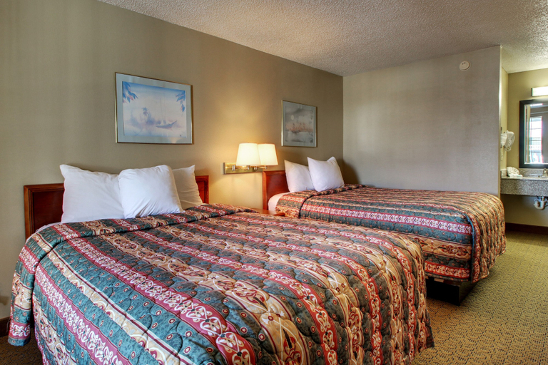 Bedroom 5, Key West Inn Wetumpka, Elmore