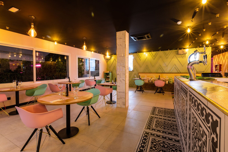 Food & Drinks 5, Wi-Ki-Woo Boutique Hotel, Baleares