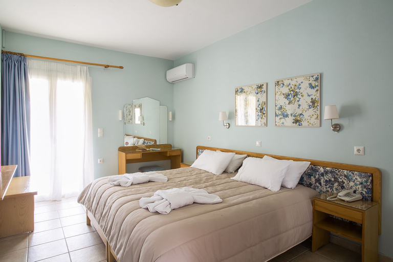 Bedroom 4, Spiti Prifti, Ionian Islands