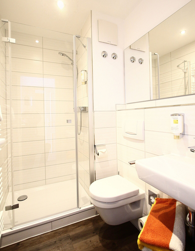 Bathroom 5, AKZENT Hotel Am Burgholz, Gotha