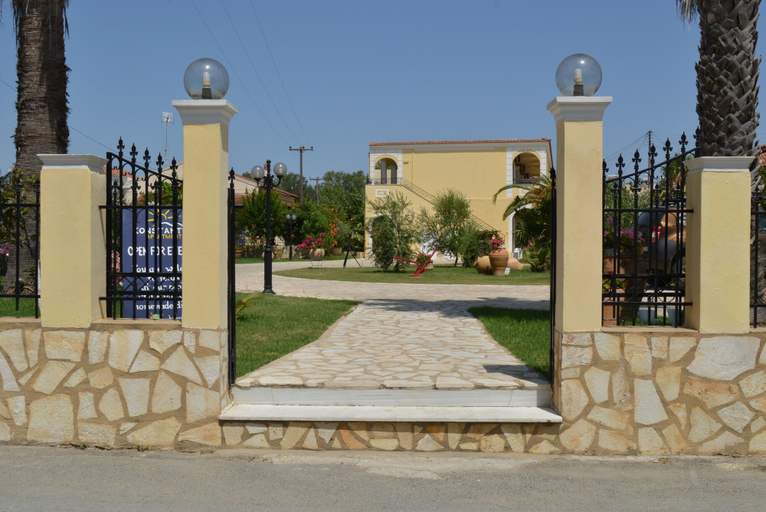 Exterior & Views 2, Konstantina Apartments, Ionian Islands
