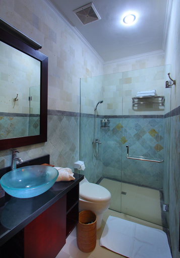 Bathroom 5, De Umah Bali Eco Tradi Home, Bangli