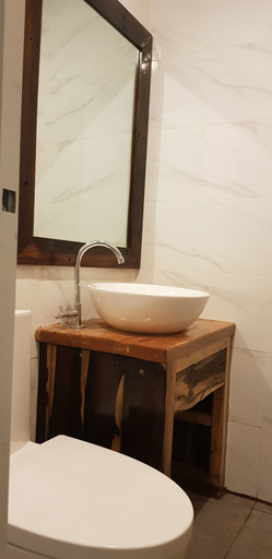 Bathroom 3, DiveGurus Boracay Beach Resort, Malay