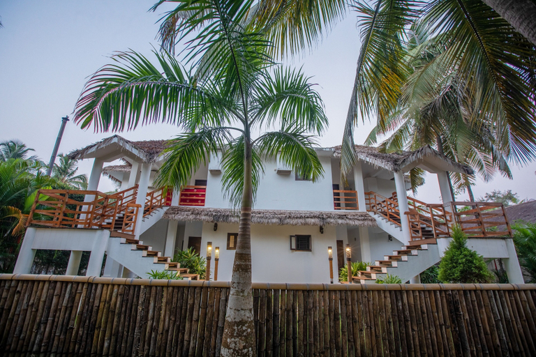 Exterior & Views 2, Malabar Ocean Front Resort & Spa, Kasaragod