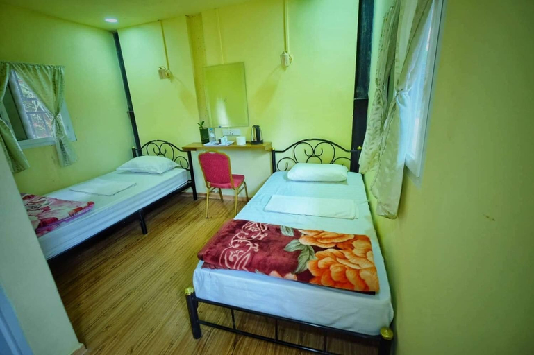 Bedroom, Kaing Villa, Kawkareik