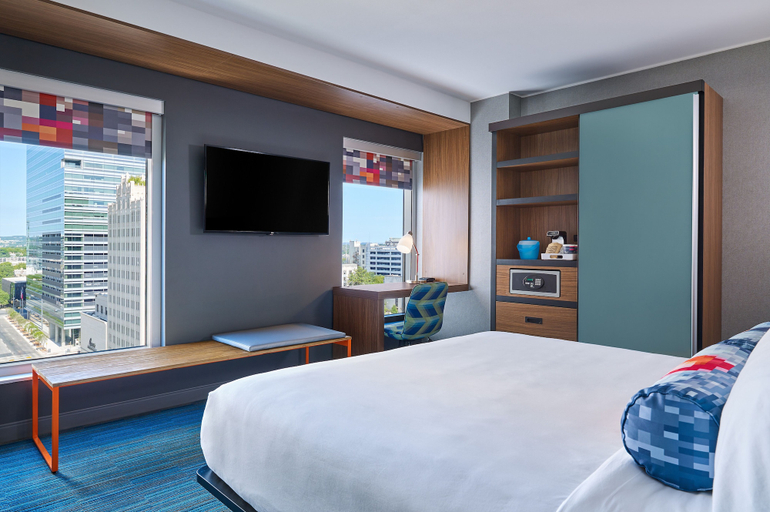 Bedroom 3, Aloft by Marriott Austin Downtown, Travis