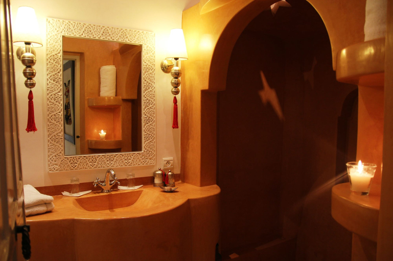 Bathroom 4, Riad Clémentine, Marrakech