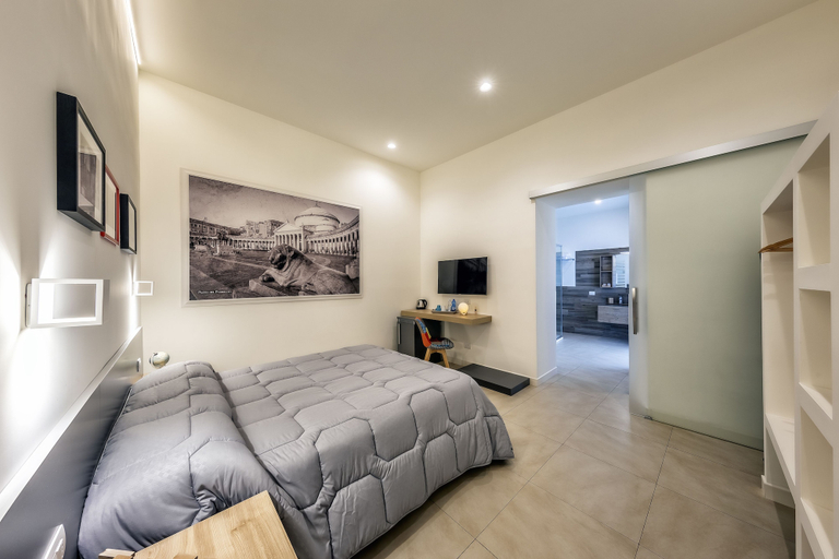 Bedroom 4, Napoli Squares Suites, Napoli