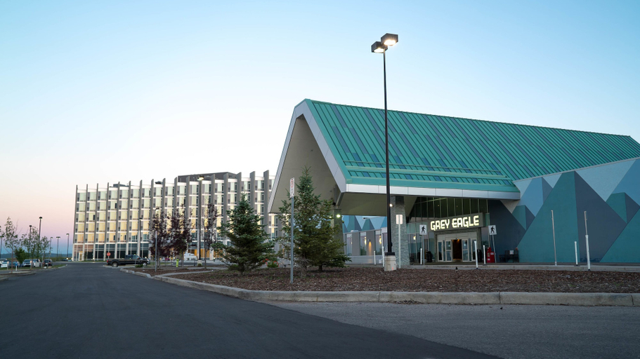 Exterior & Views 2, Grey Eagle Resort, Division No. 6