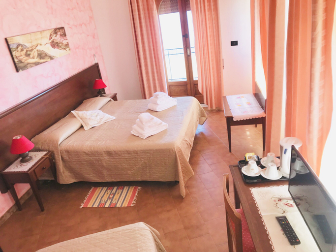 Bedroom 3, Villa Regina, Messina
