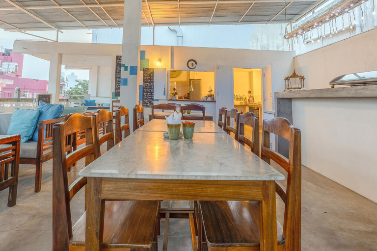 Food & Drinks 5, Itsy Hotels Red Lotus Heritage, Promenade Beach, Puducherry