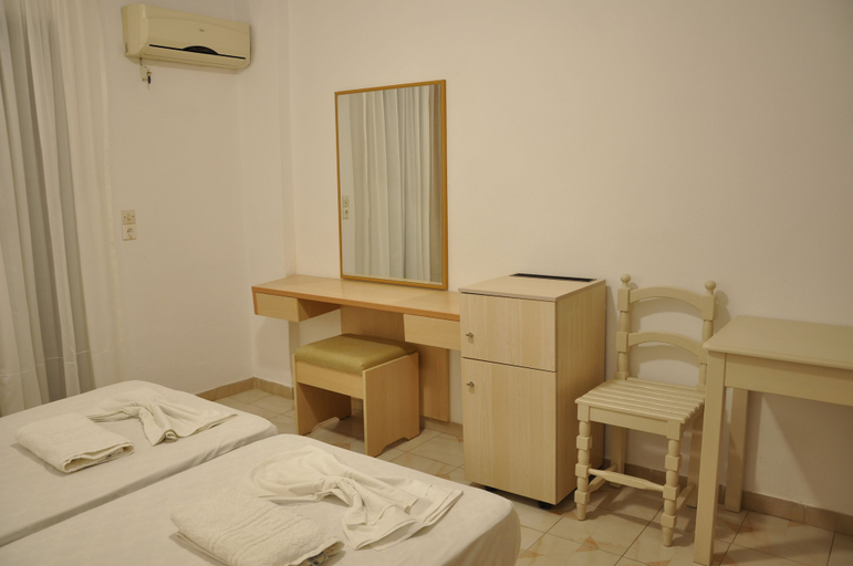 Bedroom 4, Angelos Studios, South Aegean