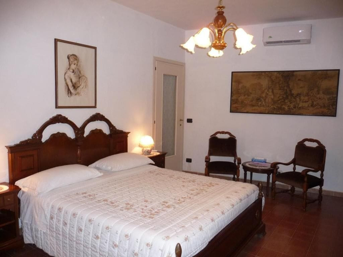 Bedroom 3, B&B Selisa, Cuneo