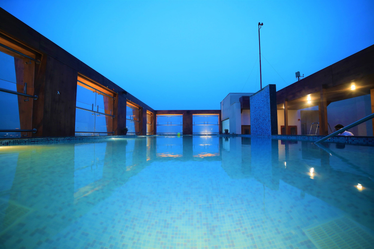 Sport & Beauty 3, Hotel LA, Delhi