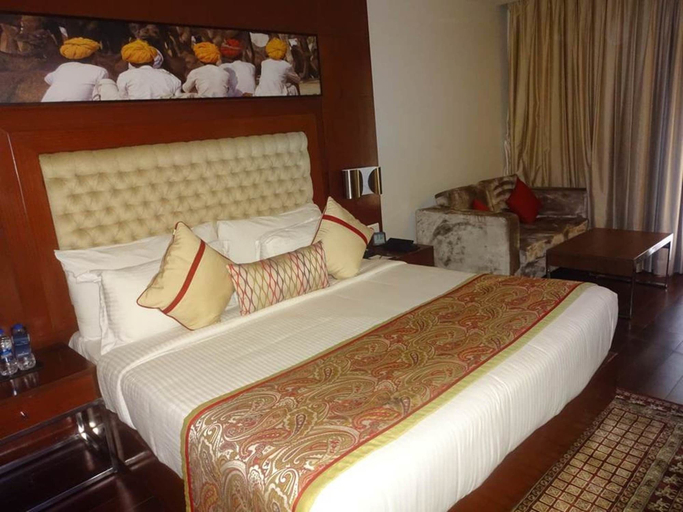 Bedroom 3, The Lal Vilas Hotel & Resort, Alwar
