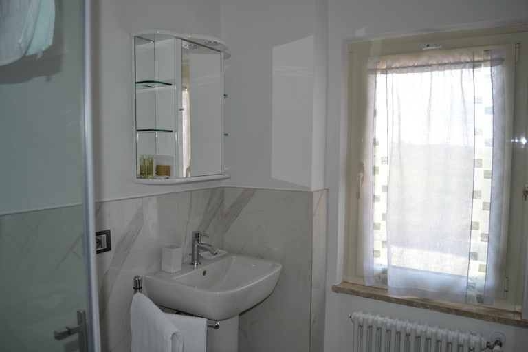 Bathroom 3, Affittacamere Casa Caimotta, Cuneo