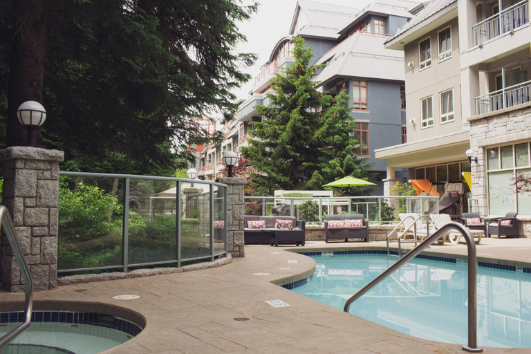 Sport & Beauty 3, Summit Lodge Boutique Hotel, Squamish-Lillooet