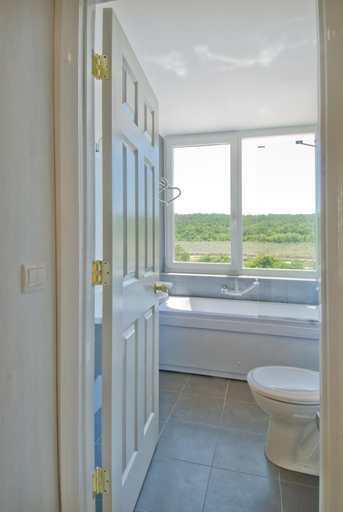 Bathroom 5, South Pearl Apart Complex, Sozopol