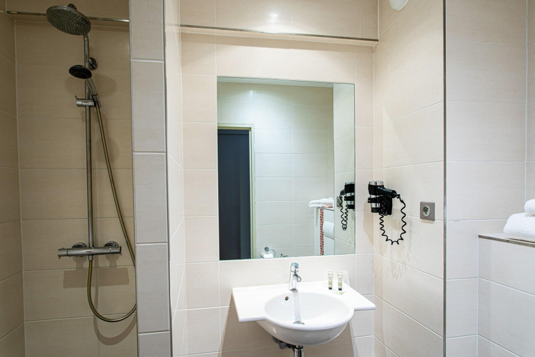 Bathroom 5, Europe, Bas-Rhin