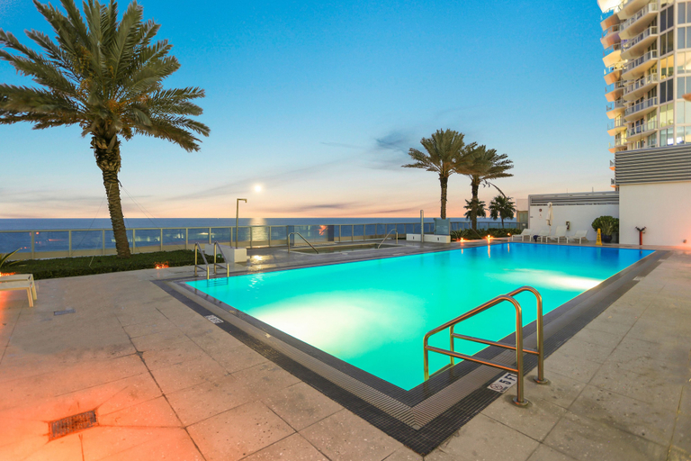 Sport & Beauty 3, Monte Carlo by Miami Vacations, Miami-Dade