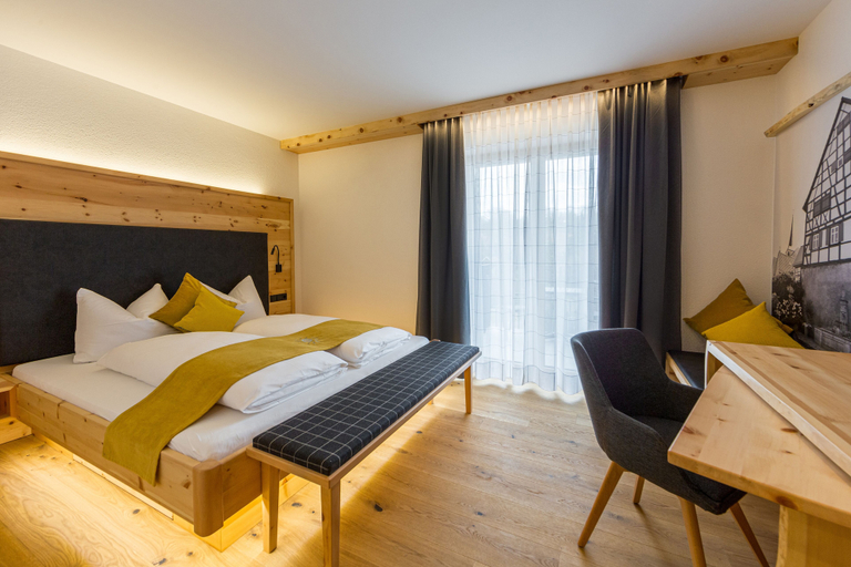 Bedroom 3, Gästehaus Sonnenwirth, Heilbronn