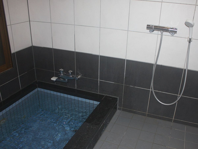 Bathroom 4, Kadokyu Ryokan, Takaoka