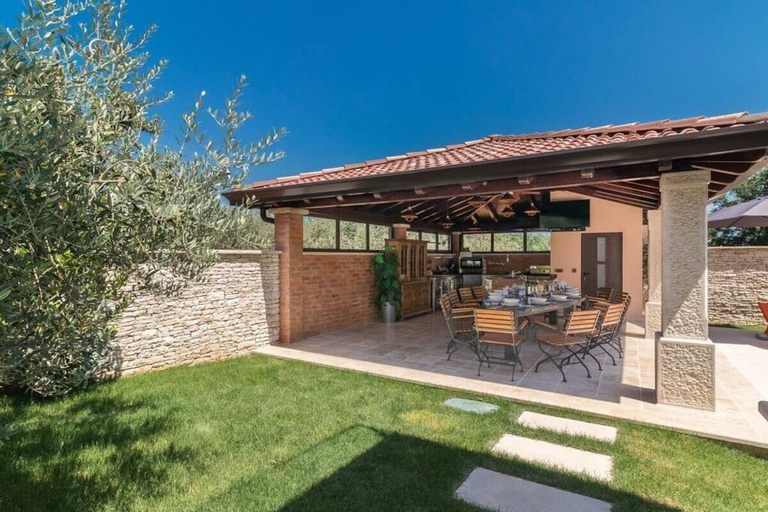 Exterior & Views, Luxury Villa Maxima, Marčana