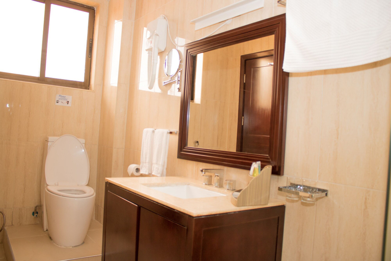 Bathroom 4, Simama Hotel, Lilongwe City