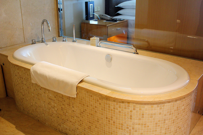 Bathroom 5, Sheraton Yantai Golden Beach Resort, Yantai