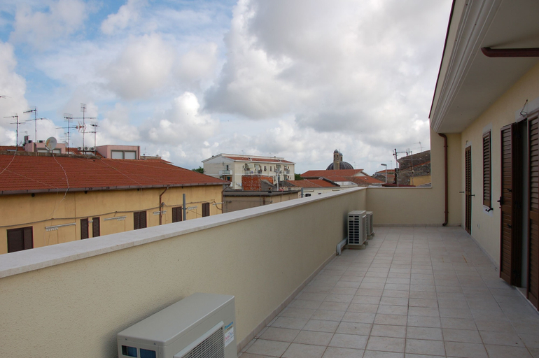 Others 4, Beb 2000, Sassari