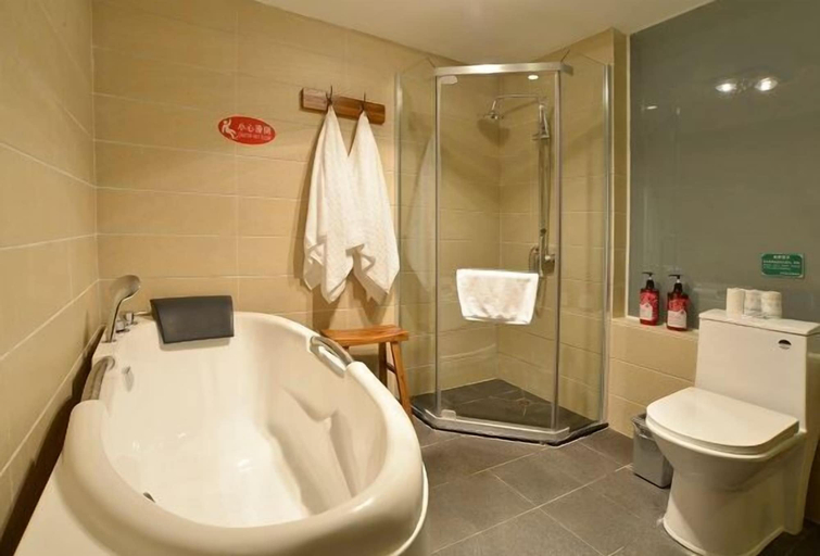 Bathroom, Chengdu DreamsTravelWenjunCourtyardHotel, Chengdu