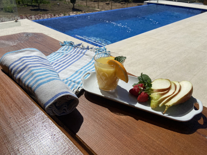 Food & Drinks 5, Zambujal Suites, Sesimbra
