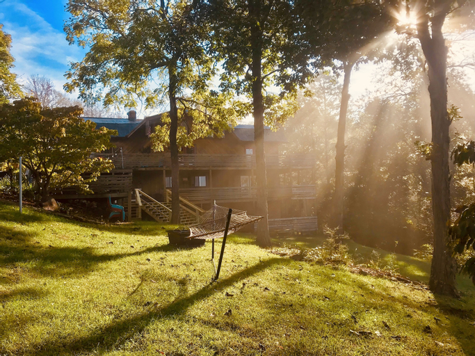 Good Place Farms B&B, Rockbridge