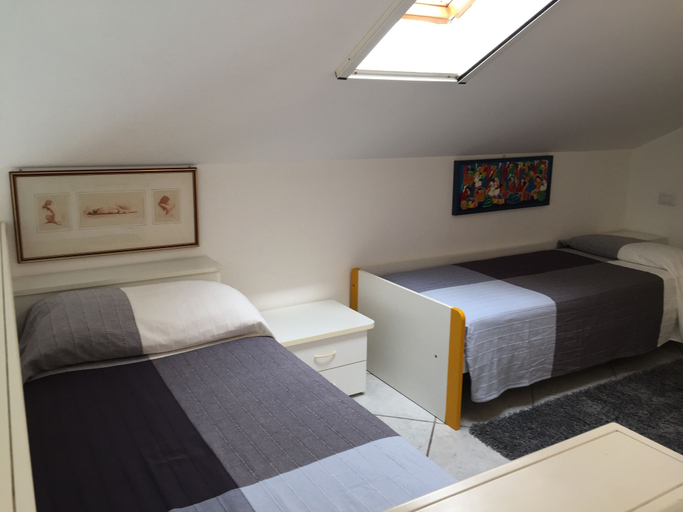 Room 4, Casa Azalea, Imperia