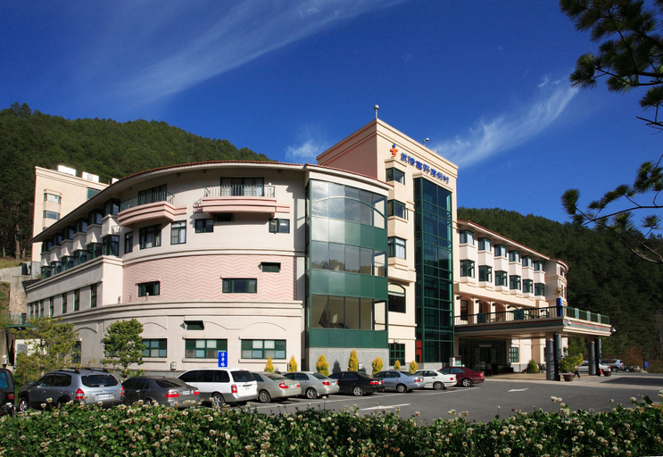 Exterior & Views 2, Hoya Resort Hotel Wuling, Taichung