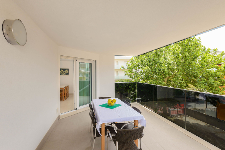 Others 4, Residence Carla, Udine