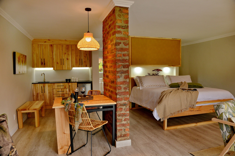 Bedroom 3, Garden Route Safari Camp, Eden