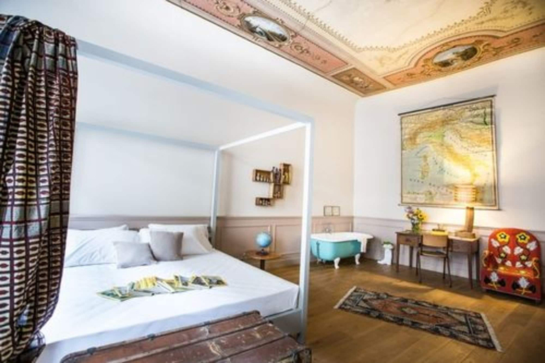 Bedroom 3, Soprarno Suites, Florence