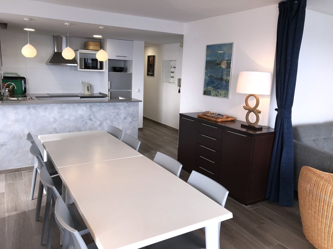 Others 4, Apartamento San Sebastián 5D, Girona