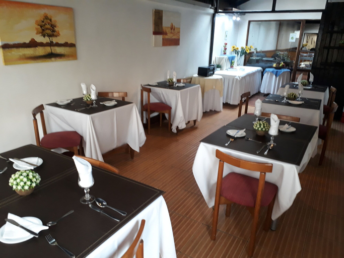 Food & Drinks, HL Hotel Low Cost, Santiago