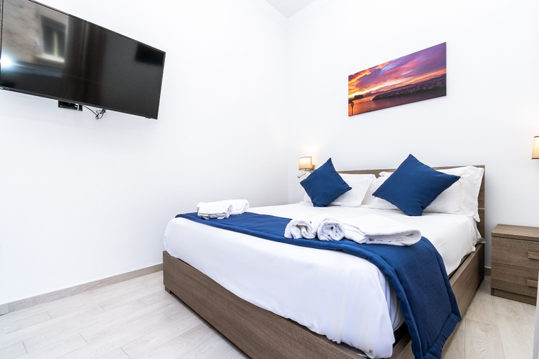 Bedroom 5, Palazzo Settembrini 49, Napoli