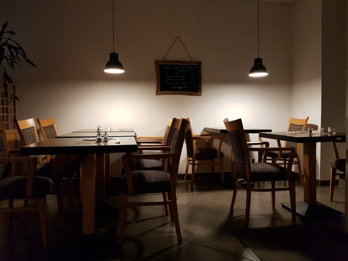 Food & Drinks 5, Savoy Hotel, Savoie