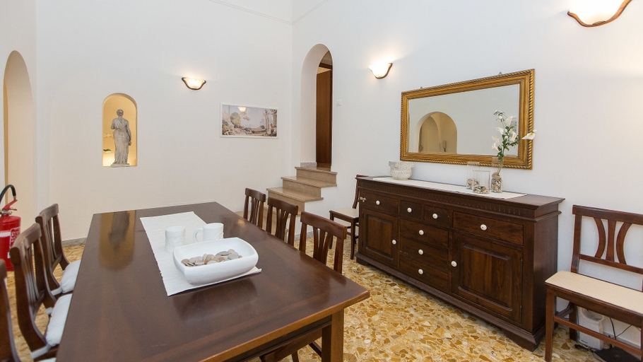 Others 4, Rental In Rome Milazzo, Roma