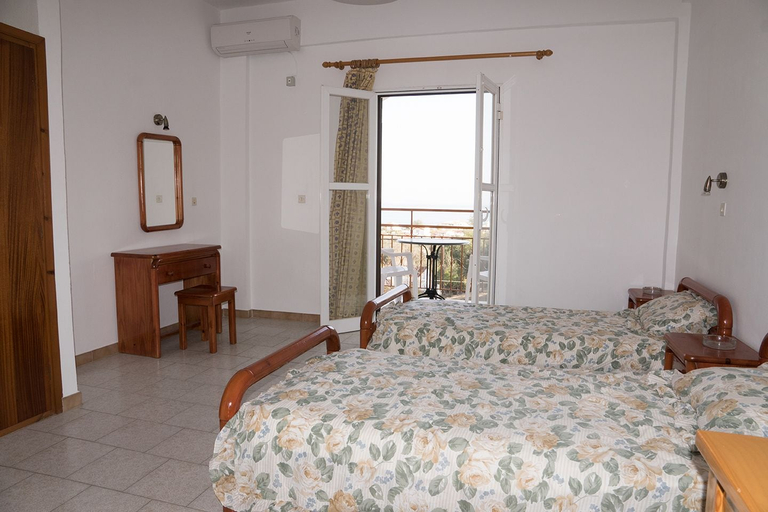 Bedroom 3, Mejanis, Ionian Islands