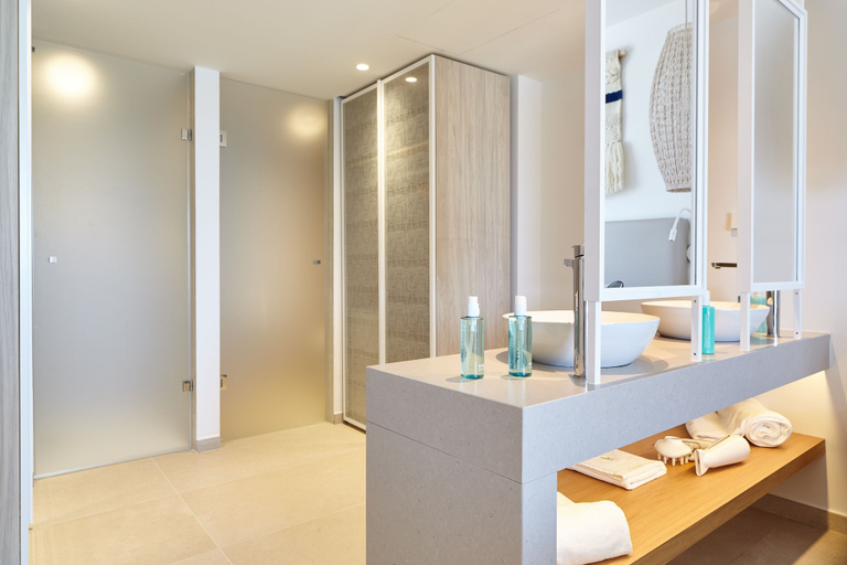 Bathroom 4, Can Salia, Baleares