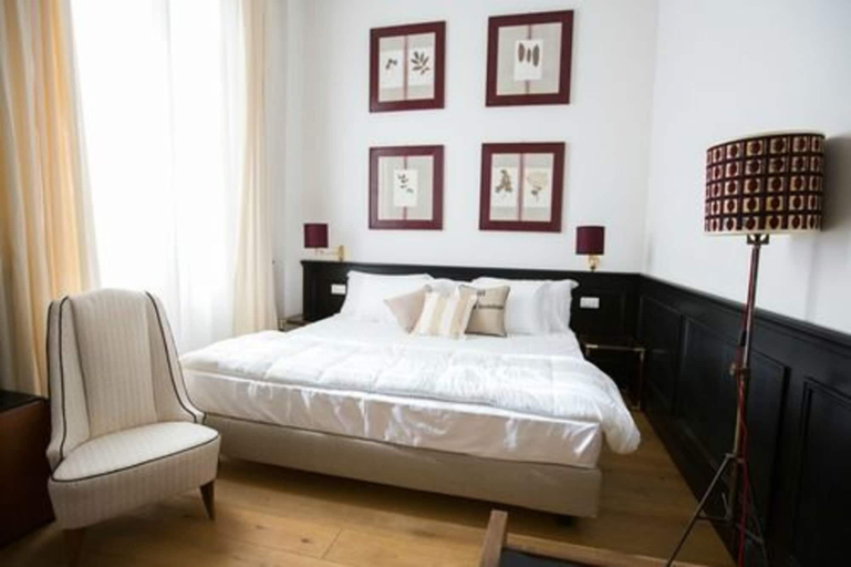 Bedroom 4, Soprarno Suites, Florence