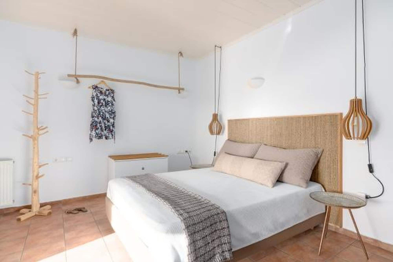 Bedroom 4, Ornos Blue, South Aegean