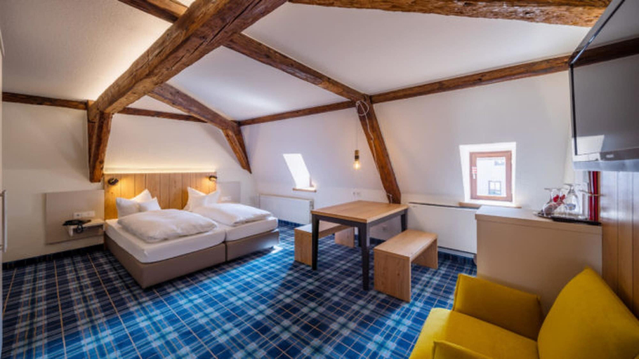Bedroom 4, Zum Goldenen Ochsen, Aschaffenburg