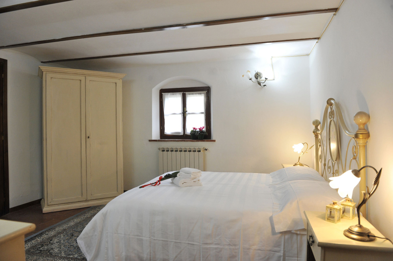 Bedroom 3, Villa Schiatti, Arezzo